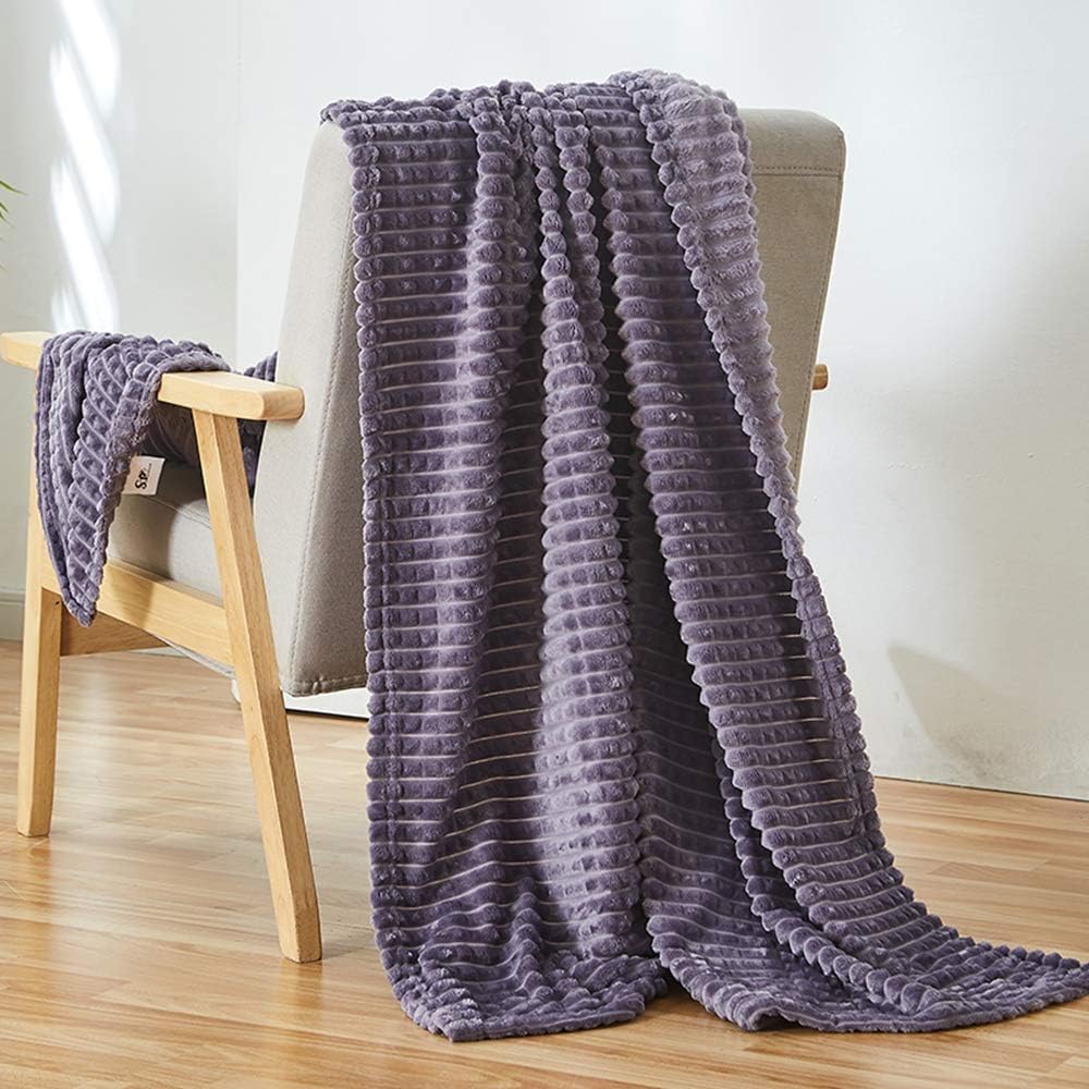 Simple&Opulence Teal Fleece Throw Blanket Lightweight Super Soft Cozy Flannel Blanket with Wave Textured for Sofa Couch Bedroom Decor Camping 50x60 Inches All Season Use（Wave Teal