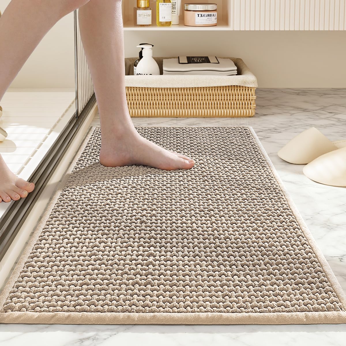 Bathroom Rugs Non Slip Washable, Super Absorbent Thin Bath Mat for Small Quick Dry Low Pile Bathroom Rug, (Navy Blue, 32″x20″)