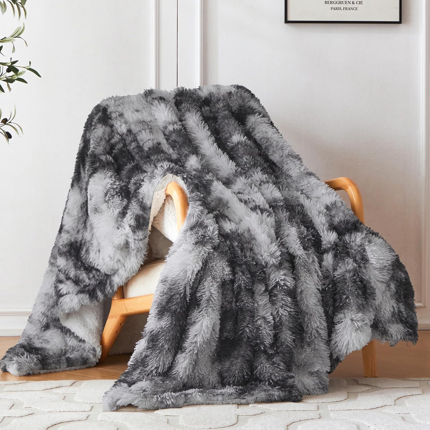 COOVA Ultra Soft Faux Fur Throw Blanket – Fuzzy Fluffy Cozy Microfiber Blankets, Warm Thick Plush Sherpa Fleece Throw Blanket for Couch,Bed,Sofa,Ideal Gift for Women.(Tie Dye Grey, 50"x60")