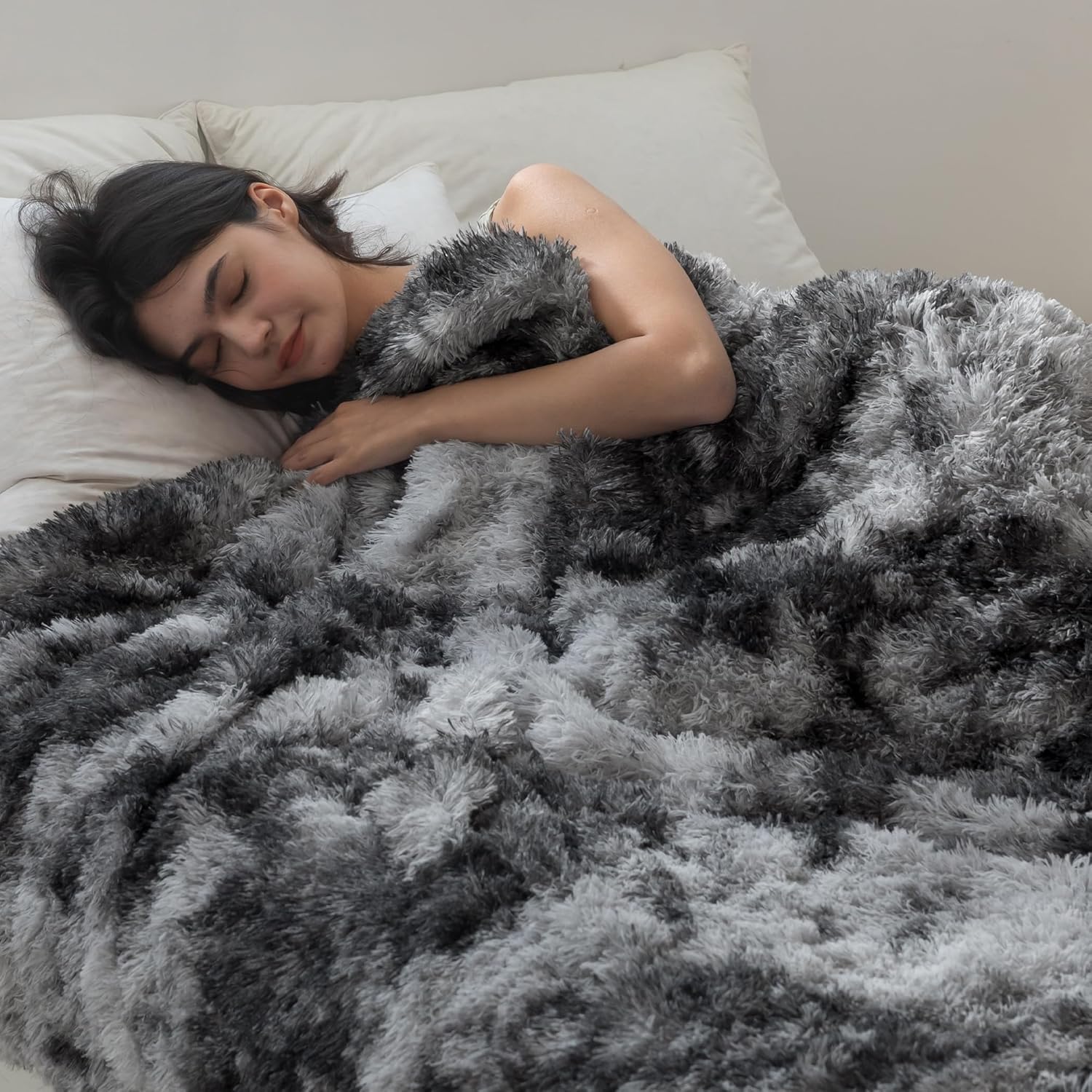 COOVA Ultra Soft Faux Fur Throw Blanket – Fuzzy Fluffy Cozy Microfiber Blankets, Warm Thick Plush Sherpa Fleece Throw Blanket for Couch,Bed,Sofa,Ideal Gift for Women.(Tie Dye Grey, 50"x60")