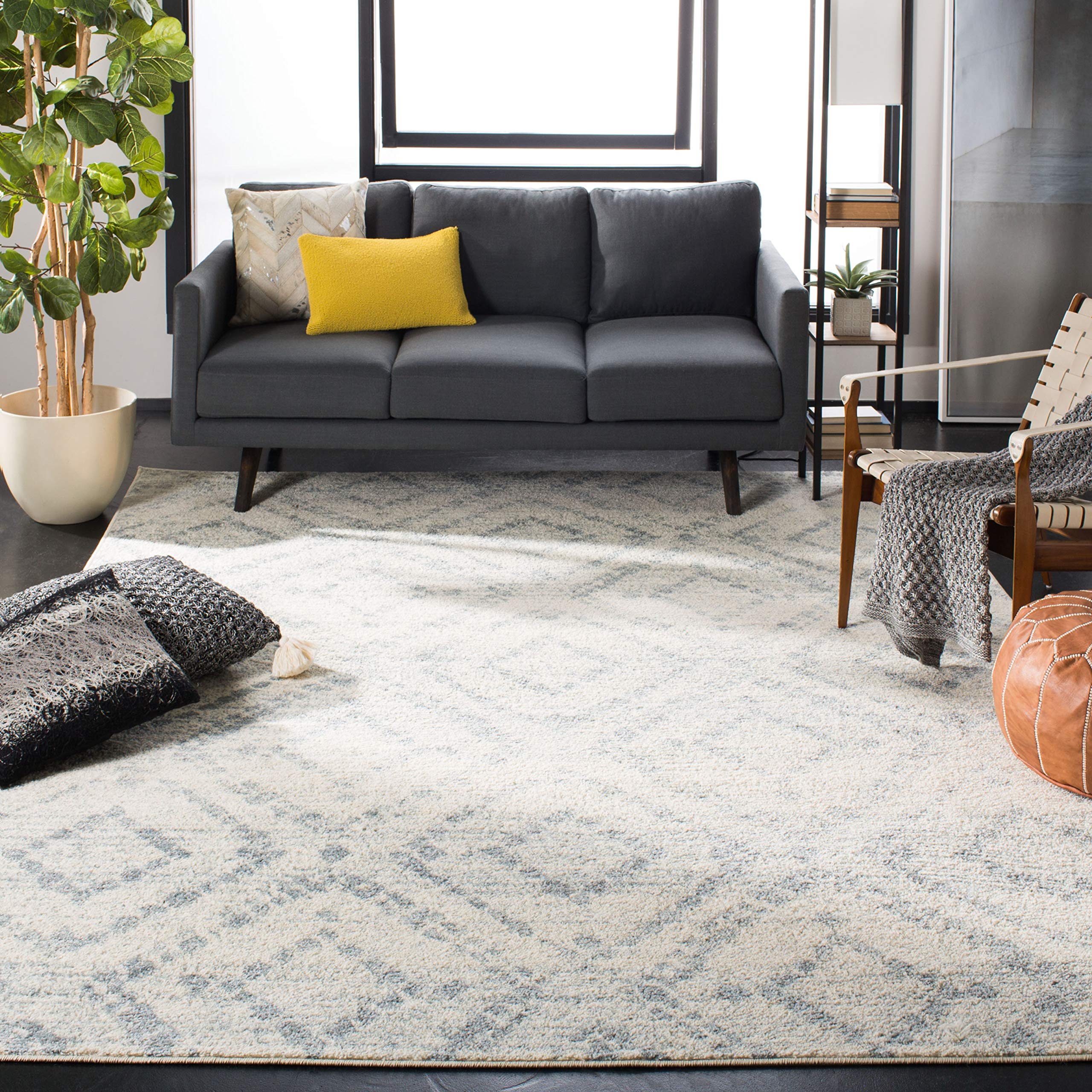 SAFAVIEH Area Rug 8x10 - Adirondack Collection - Large - Light Grey & Grey, Geometric Trellis Pattern, Non-Shedding & Easy Cleaning, Ideal for Living Room, Bedroom, Office, Dining Space (ADR131C)