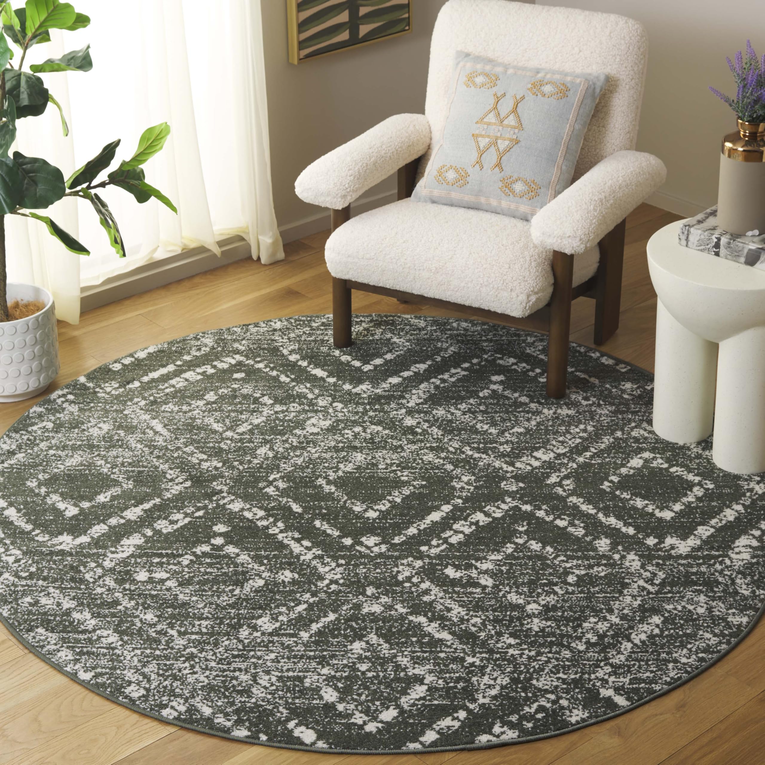SAFAVIEH Area Rug 8x10 - Adirondack Collection - Large - Light Grey & Grey, Geometric Trellis Pattern, Non-Shedding & Easy Cleaning, Ideal for Living Room, Bedroom, Office, Dining Space (ADR131C)