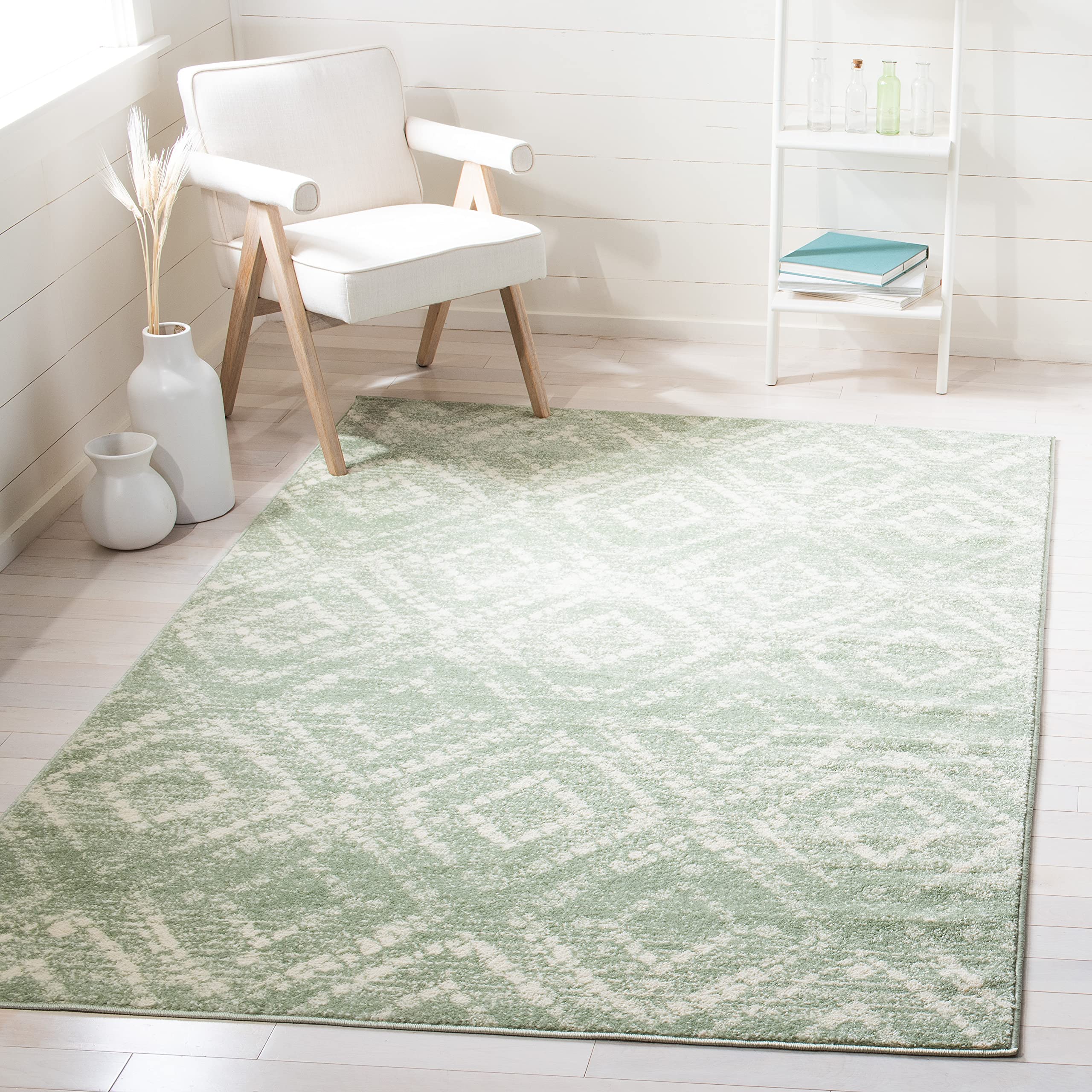 SAFAVIEH Area Rug 8x10 - Adirondack Collection - Large - Light Grey & Grey, Geometric Trellis Pattern, Non-Shedding & Easy Cleaning, Ideal for Living Room, Bedroom, Office, Dining Space (ADR131C)
