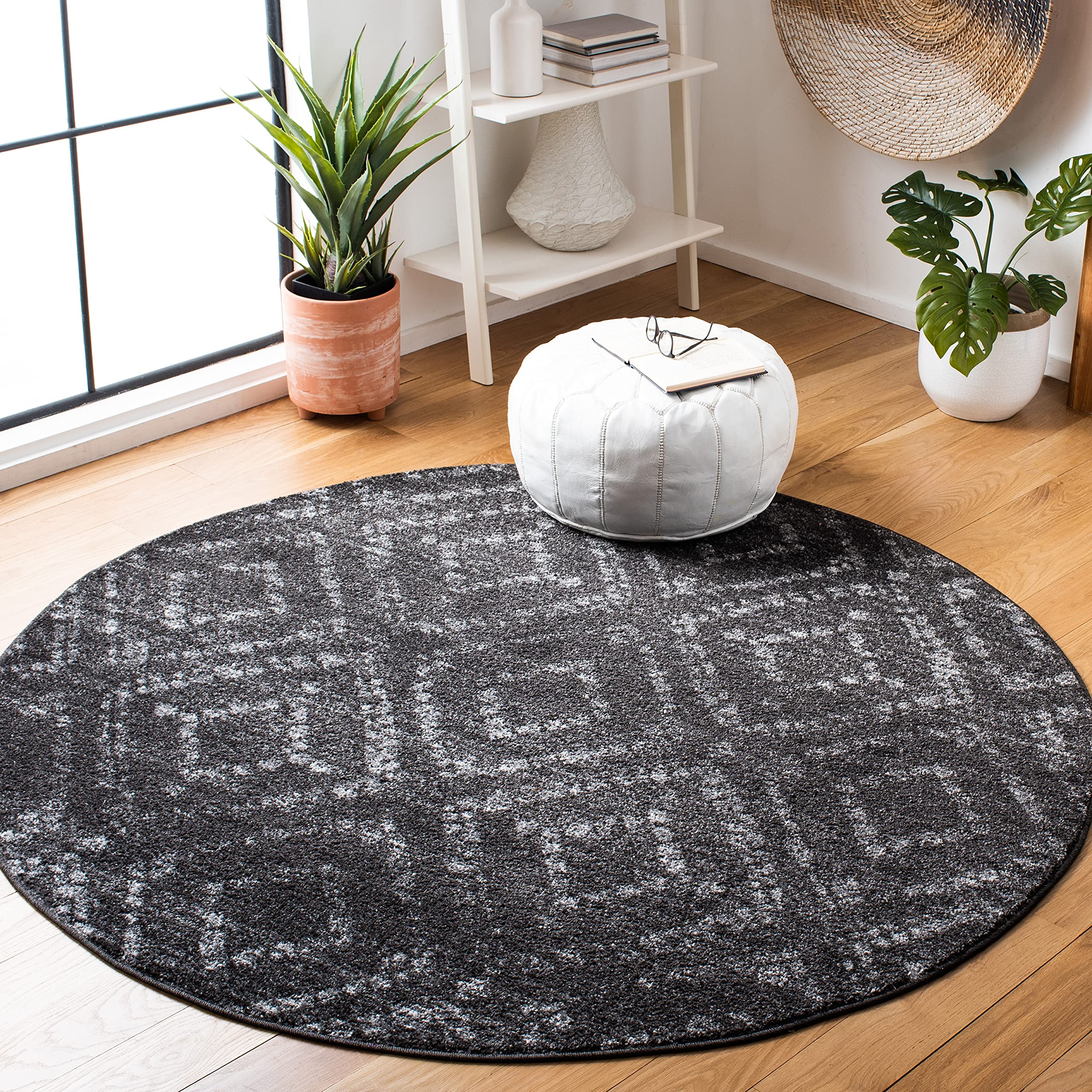 SAFAVIEH Area Rug 8x10 - Adirondack Collection - Large - Light Grey & Grey, Geometric Trellis Pattern, Non-Shedding & Easy Cleaning, Ideal for Living Room, Bedroom, Office, Dining Space (ADR131C)